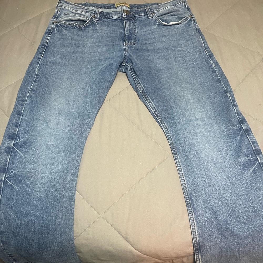 Wrangler Men's Denim Jeans in Light Blue